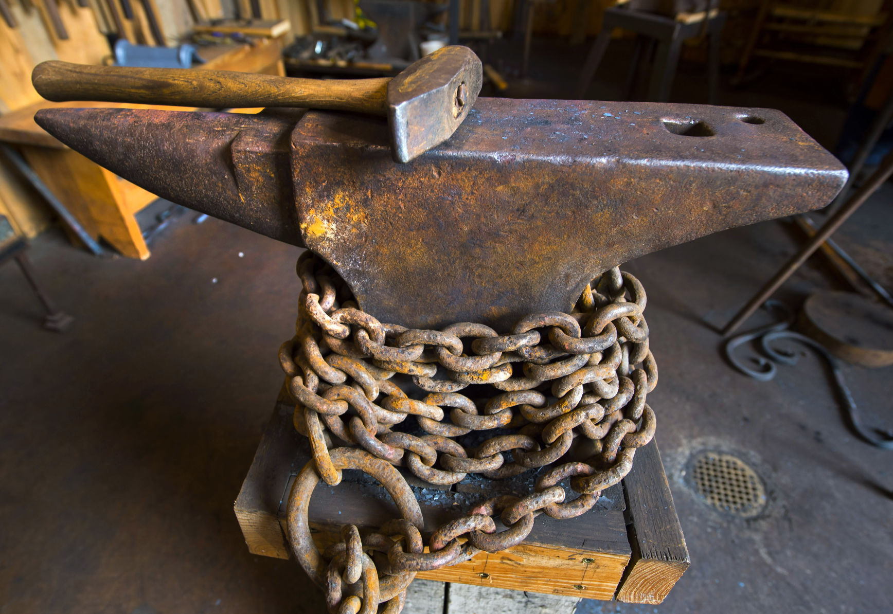 blacksmithepl.adv TS 690.jpg
